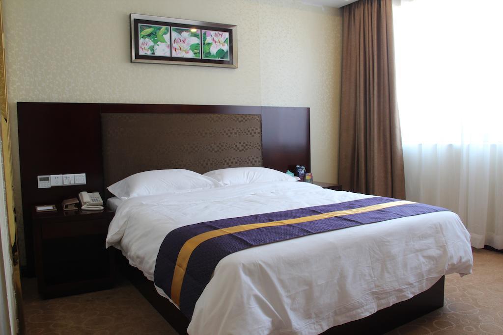 Zhuhai Platinum Holiday Hotel Kamer foto