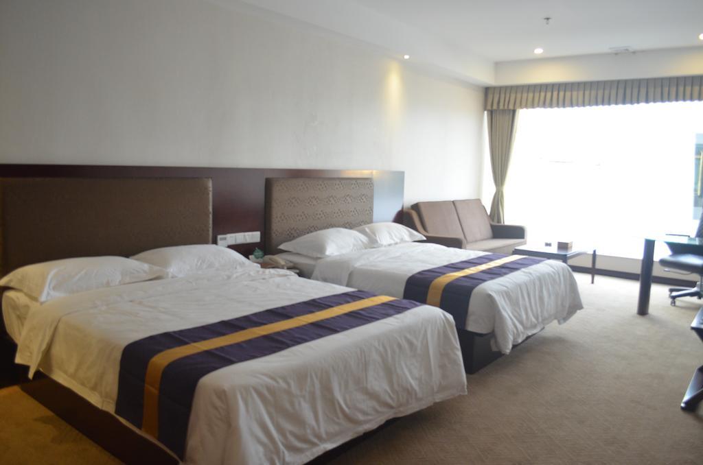 Zhuhai Platinum Holiday Hotel Buitenkant foto