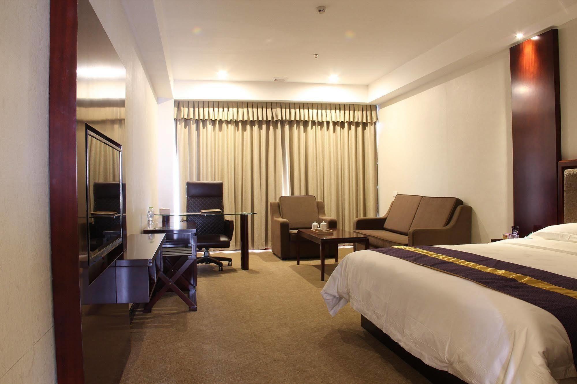 Zhuhai Platinum Holiday Hotel Buitenkant foto